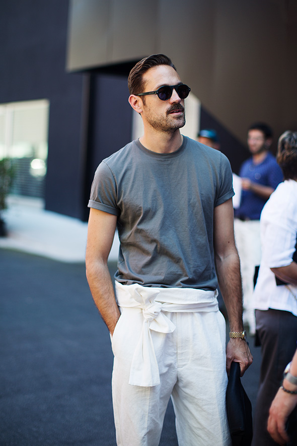 loose summer layers mens grey t-shirt and off-white wrap waistband cream mens trousers