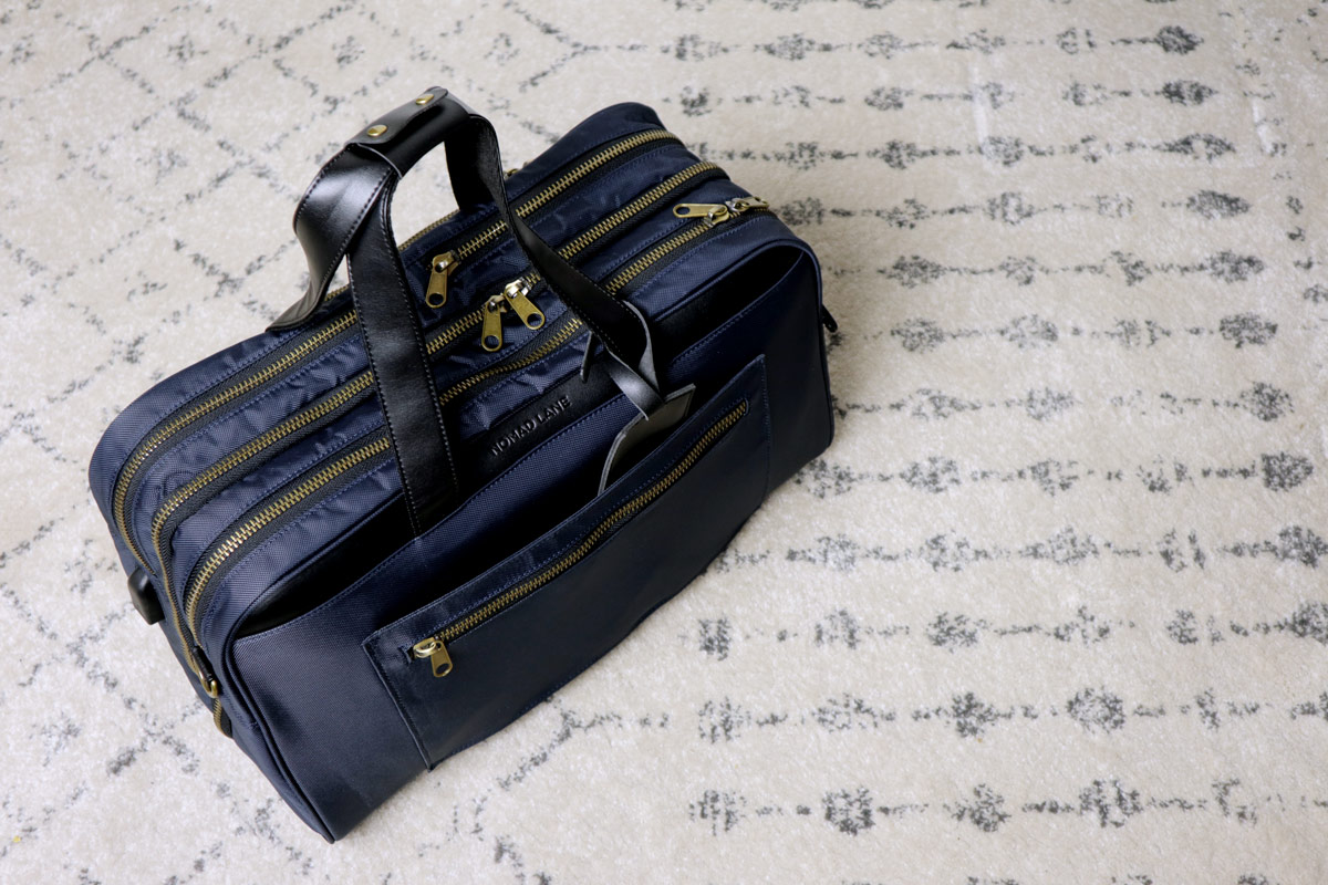 full overhead shot - best travel bag for men - nomad lane bento bag