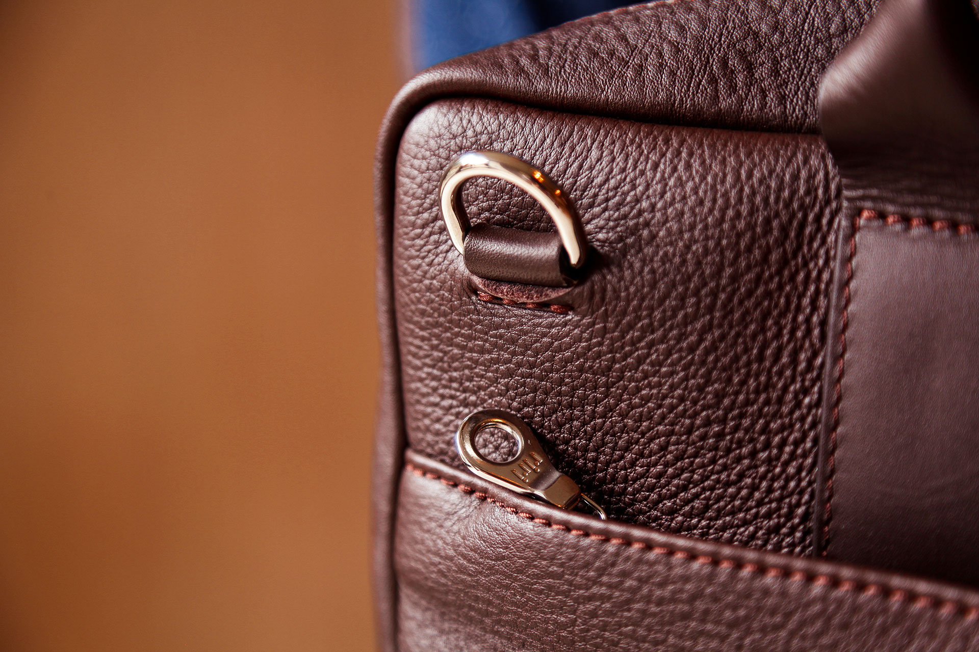 ledaveed leather briefcase - hardware detail