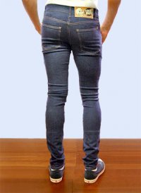 Slim v. Skinny Jeans: Way-Too-Skinny Jeans