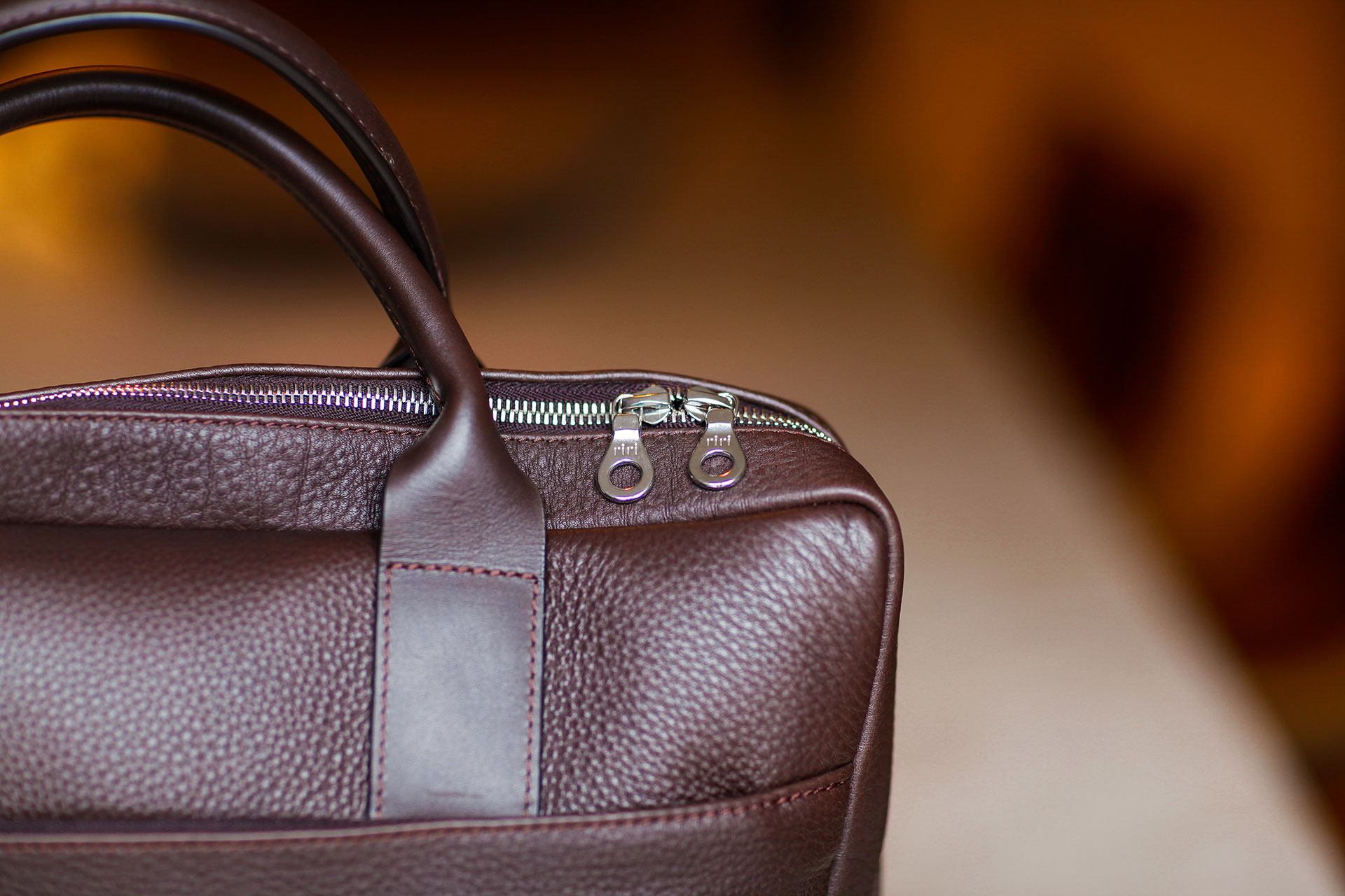ledaveed leather briefcase - bag zipper detail